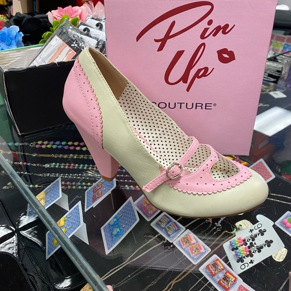 Pinup Couture “Poppy” heels! Super cute pinup shoes! BNIB 2 sizes available! - Picture 5 of 5